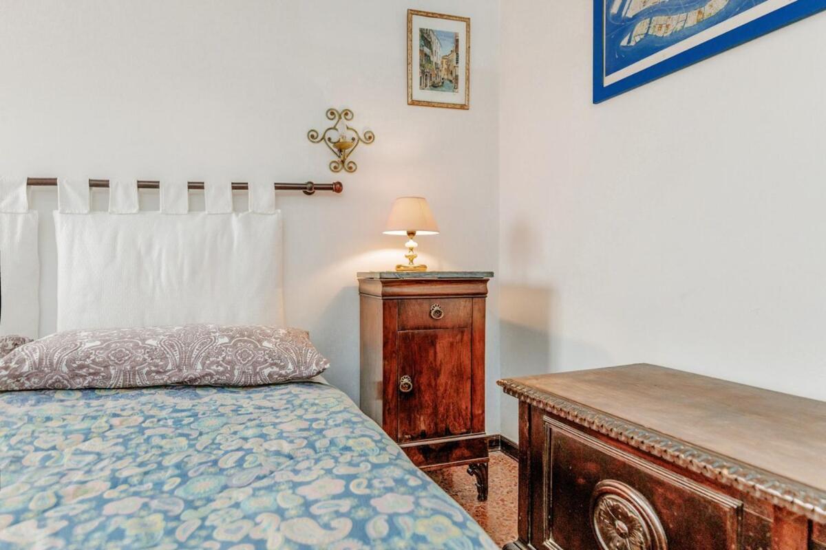 View In Venice! Charming With Private Roof Terrace Venice